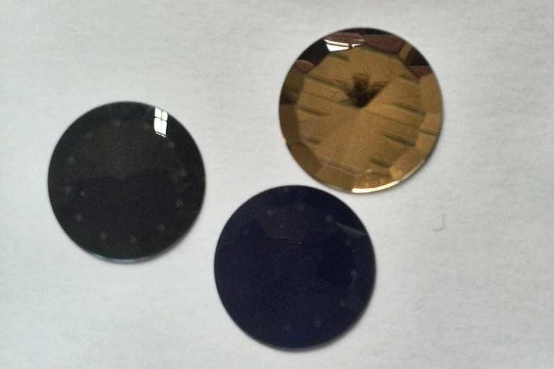 电镀彩色玻璃镜片